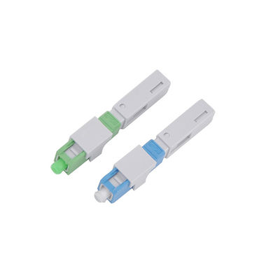 El conector de cable de fribra óptica del soporte de la cubierta mecanografía la asamblea de campo FTTB